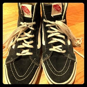 Vans classic high top sneaker, unisex.